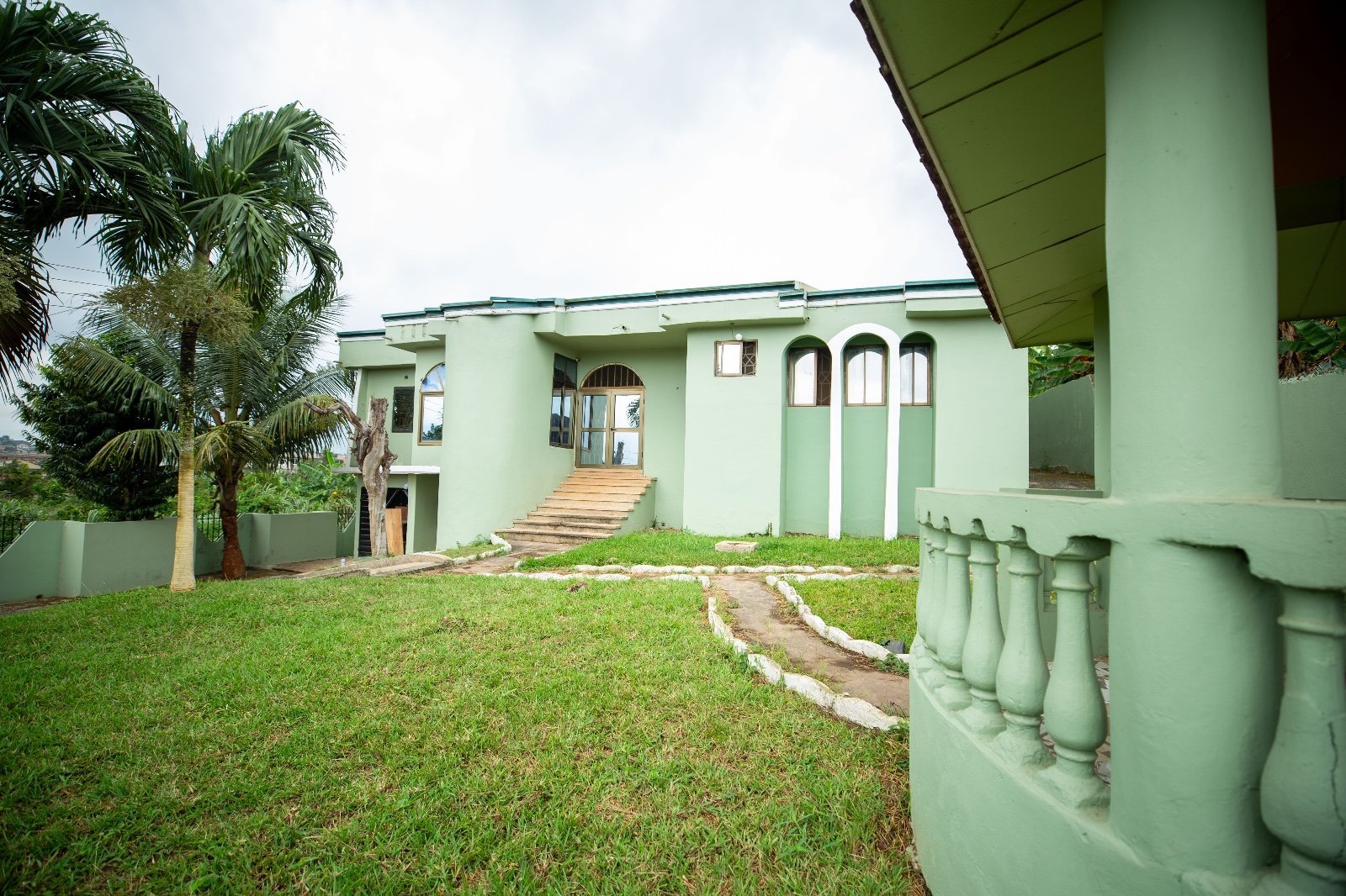 6-Bedroom Executive Residence for Sale in Fijai