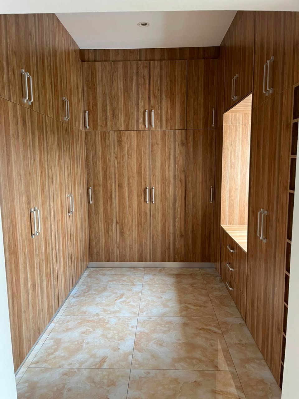 Elegant 4-Bedroom Luxury House for Sale with Swimming Pool in East Legon (American House)