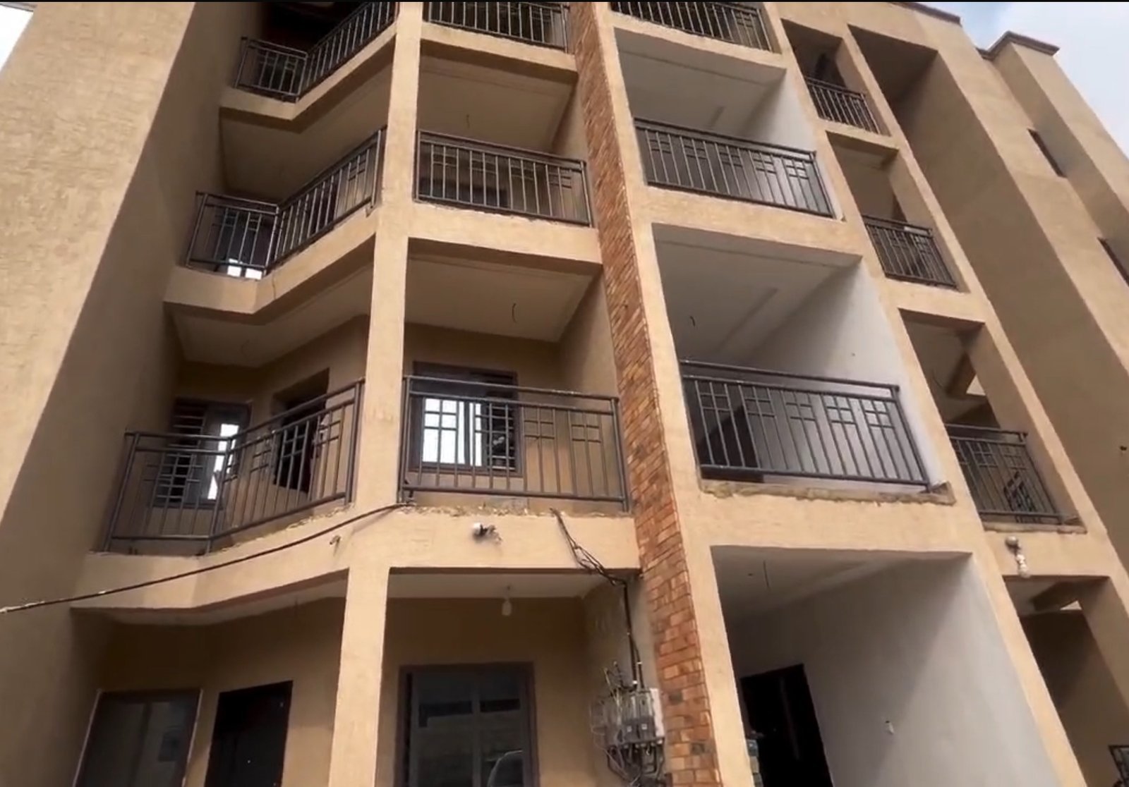 Executive 3-Bedroom for rent in Ogbodjo