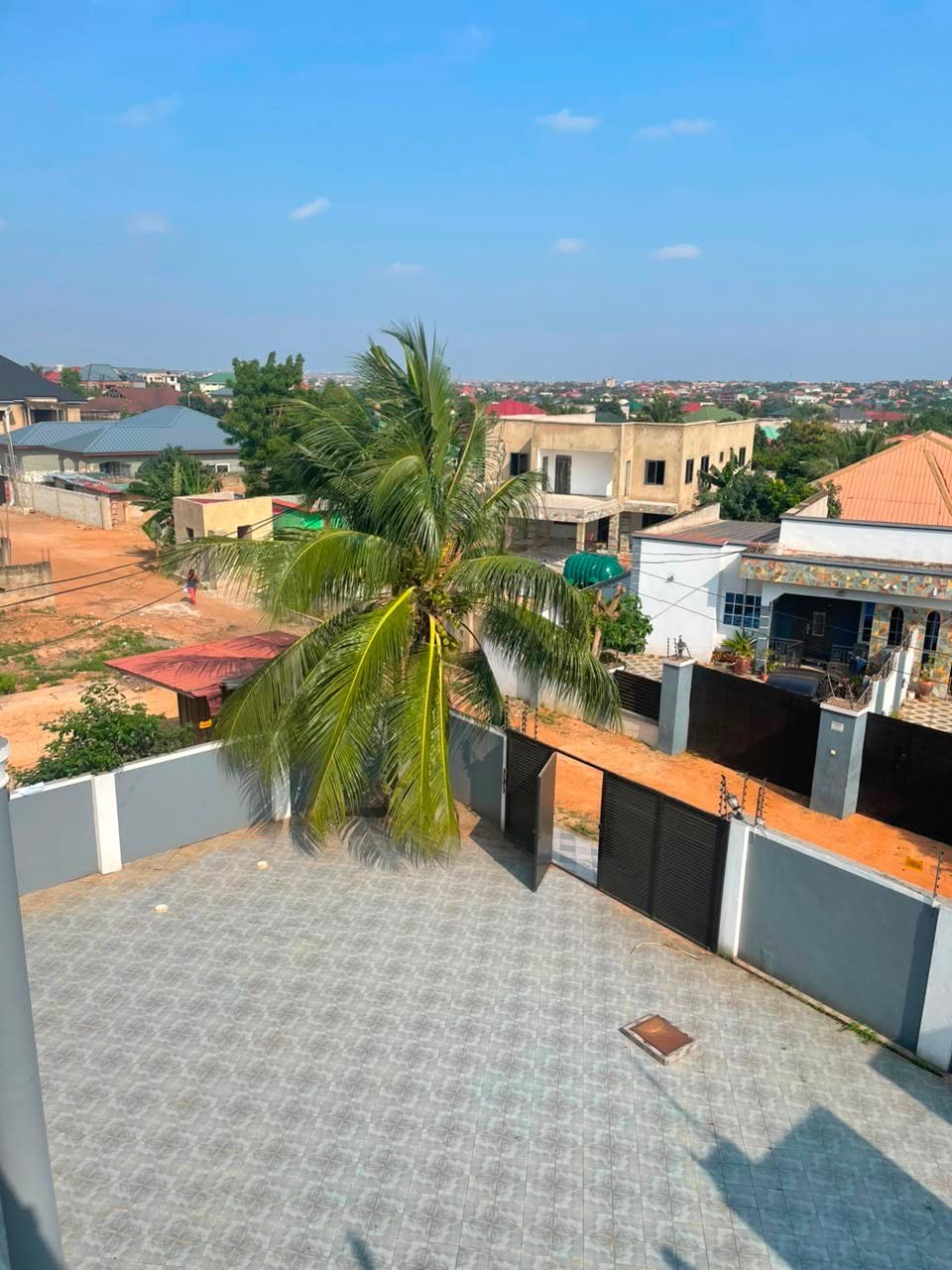 EXECUTIVE 4-BEDROOM HOUSE FOR SALE IN OYARIFA