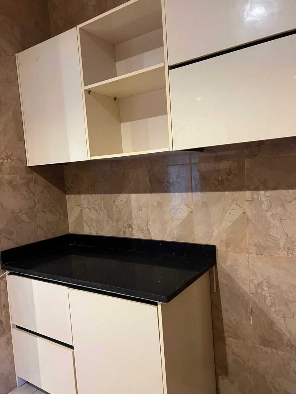 EXECUTIVE 4-BEDROOM HOUSE FOR SALE IN OYARIFA