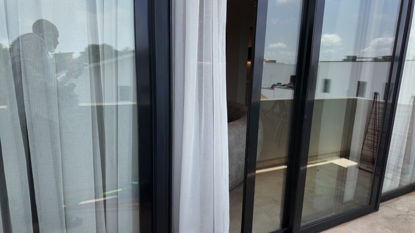 Fully Furnished 1-Bedroom Apartment with Swimming Pool for Sale – Labone, Accra