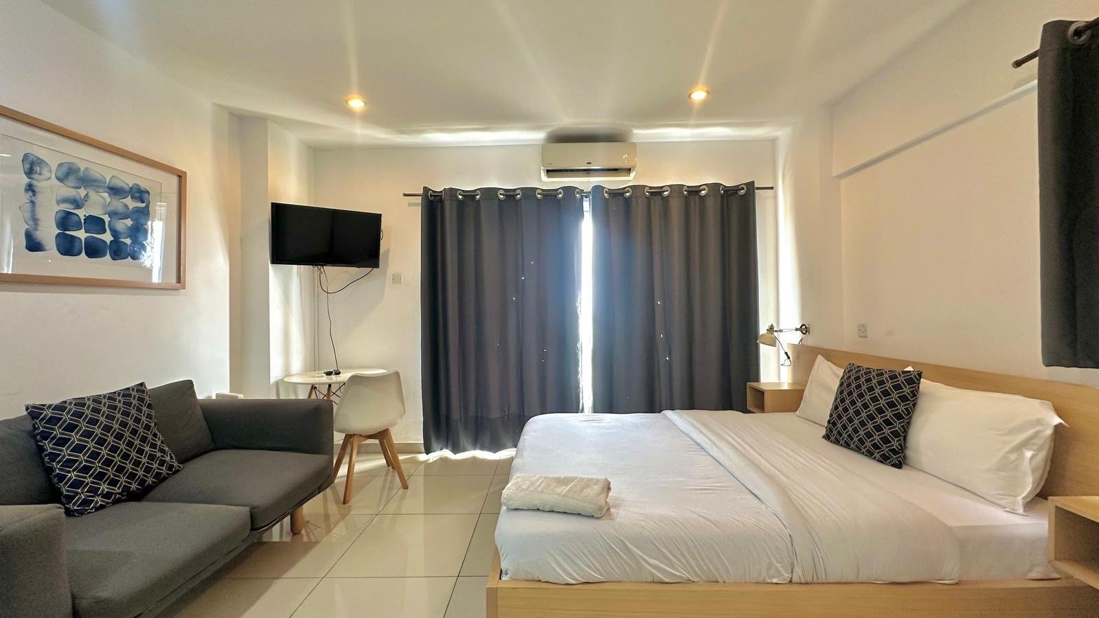 Modern Studio Apartment for Sale – Prime Location
