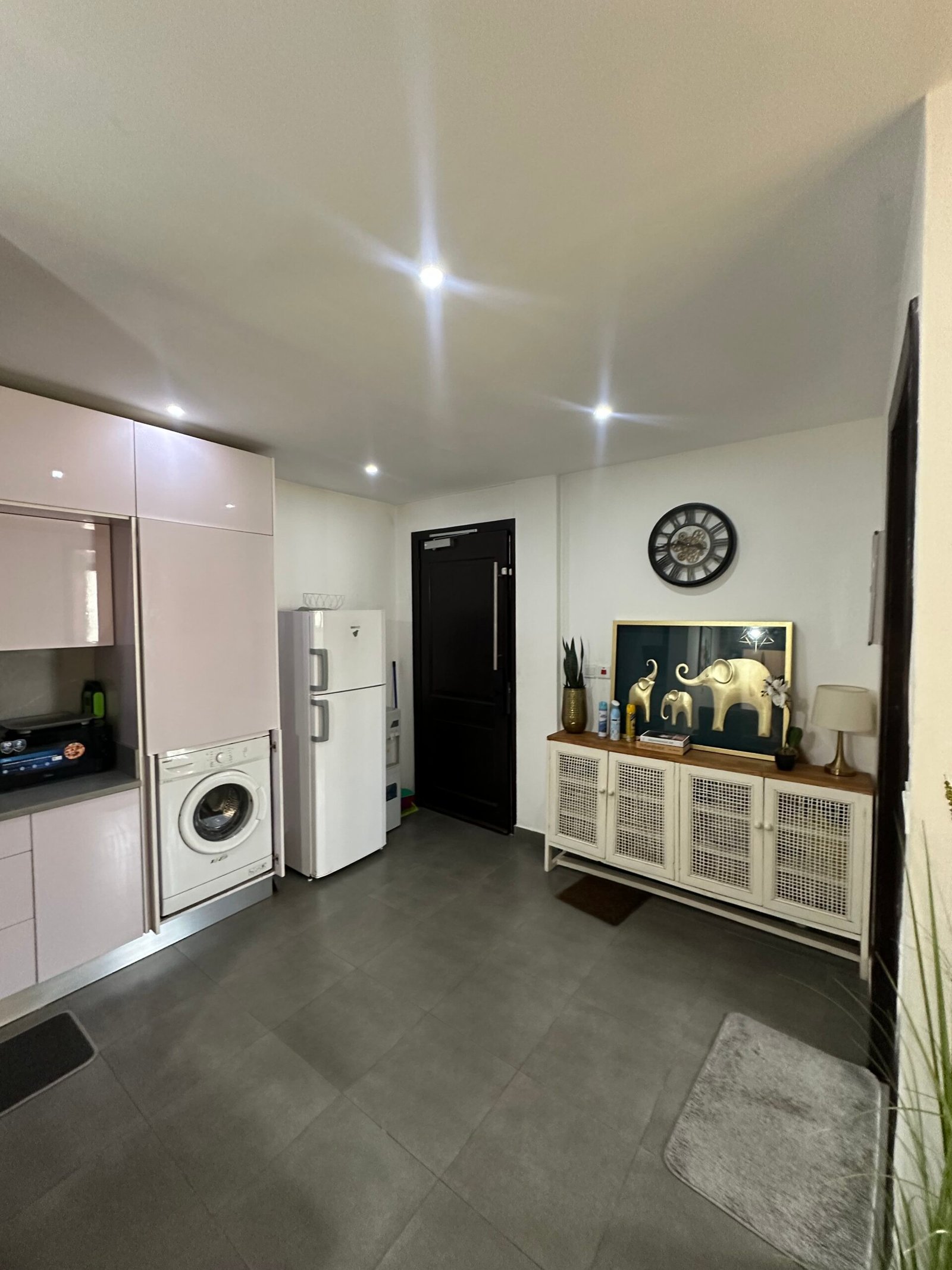 Prime Investment Opportunity: 1-Bedroom Apartment