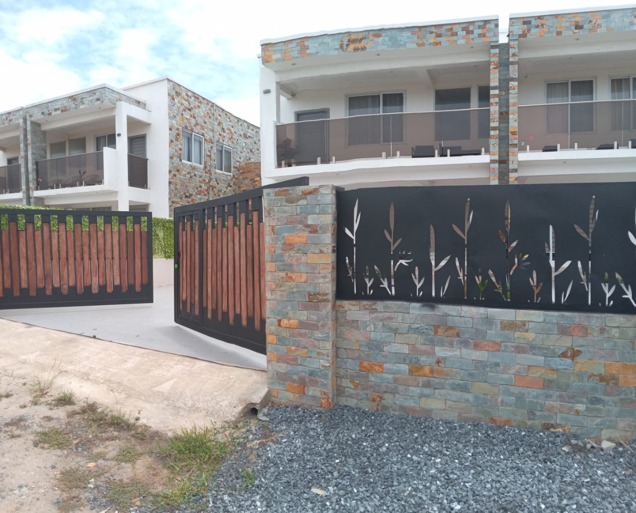 2-Bedroom Beach Home for $100,000 in Prampram, Greater Accra