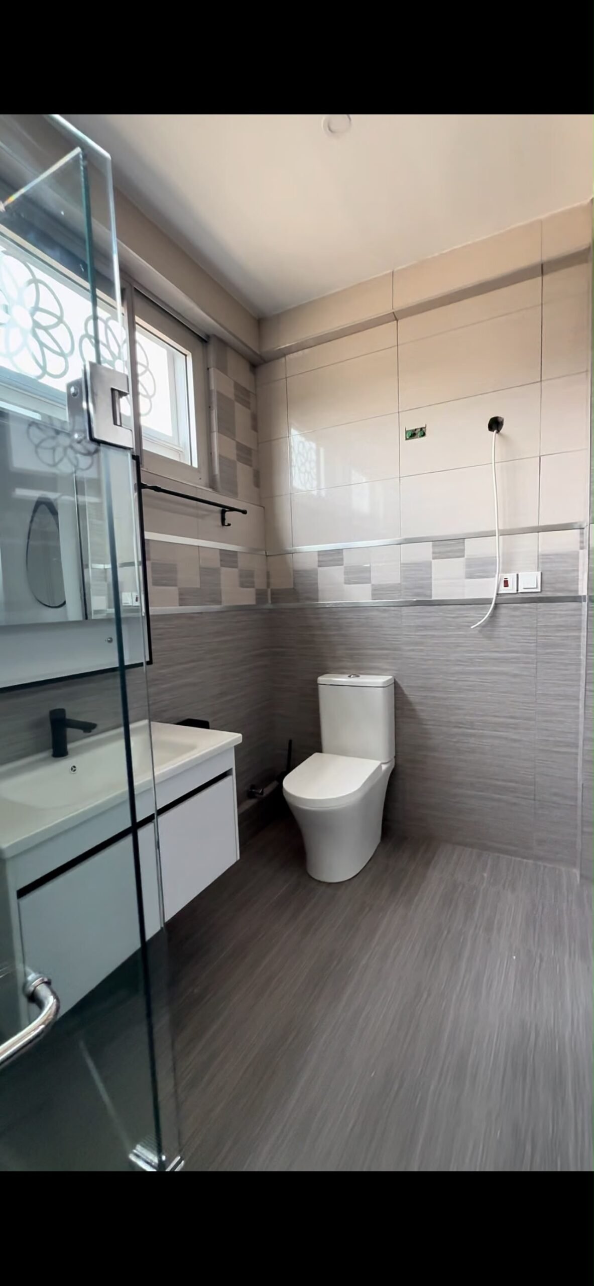 Contemporary 2-Bedroom Apartment for Sale in Nungua, Accra