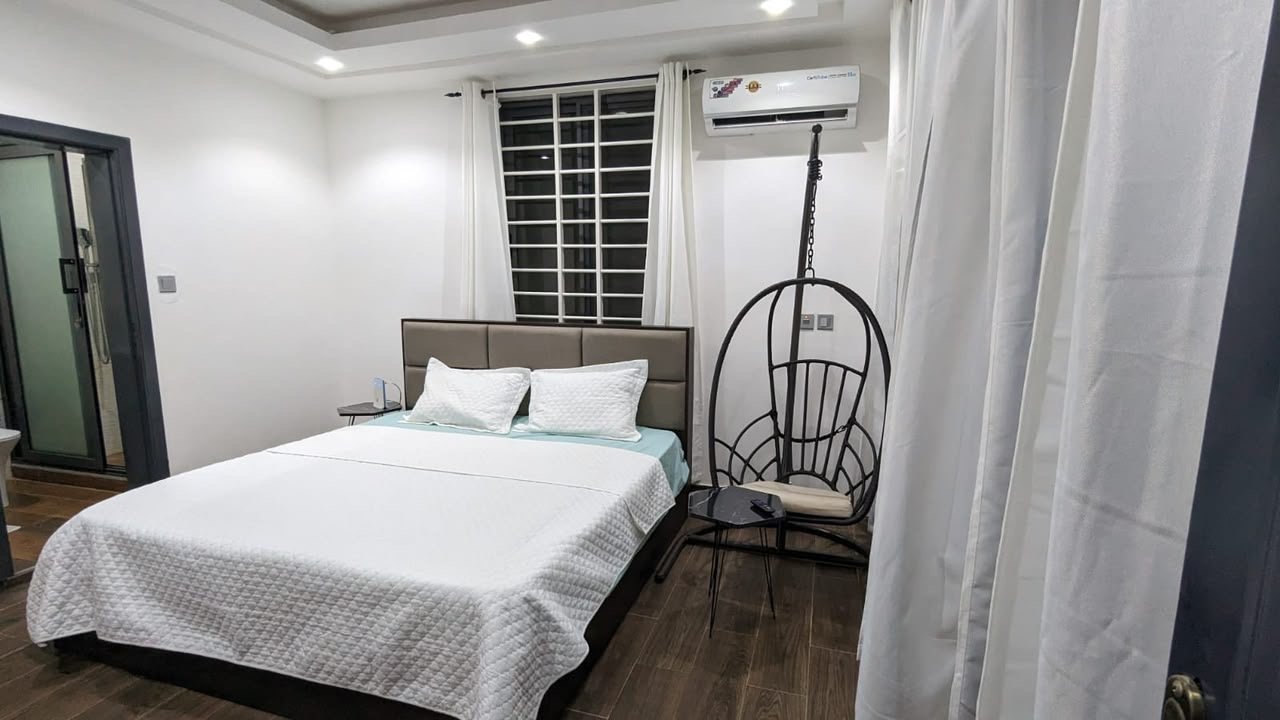 Modern 3-Bedroom townhouse for sale in Nanakrom, Adjiringanor